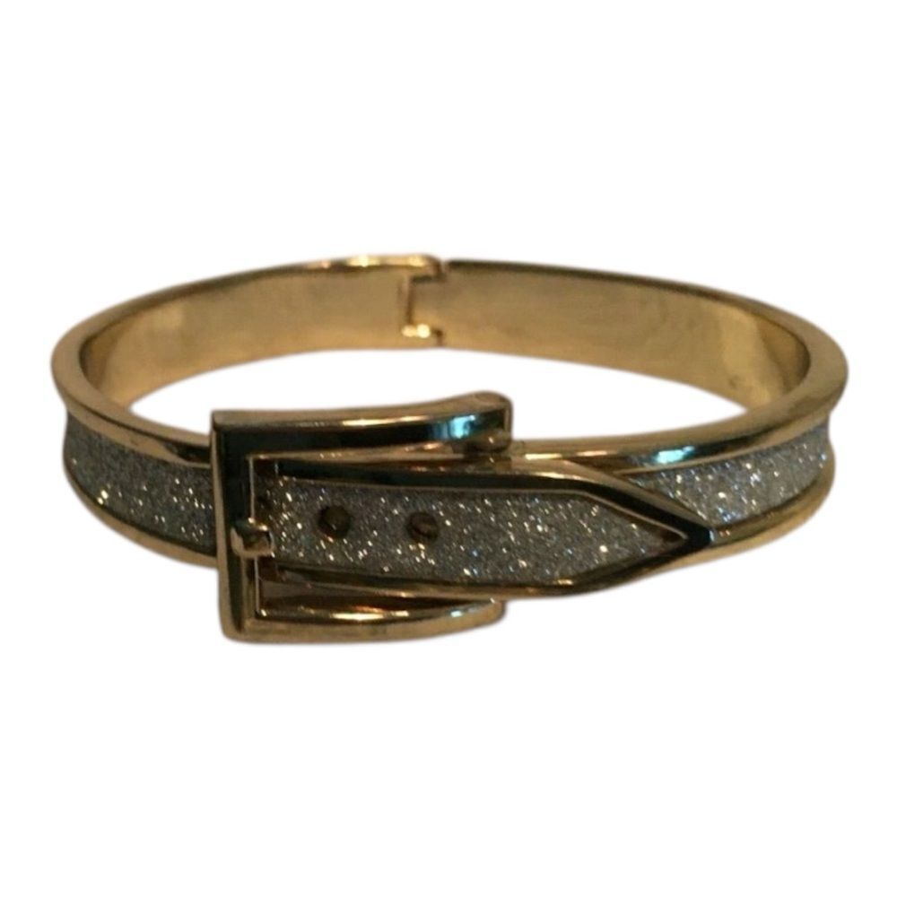 Silver tone belt buckle bracelet NWOT